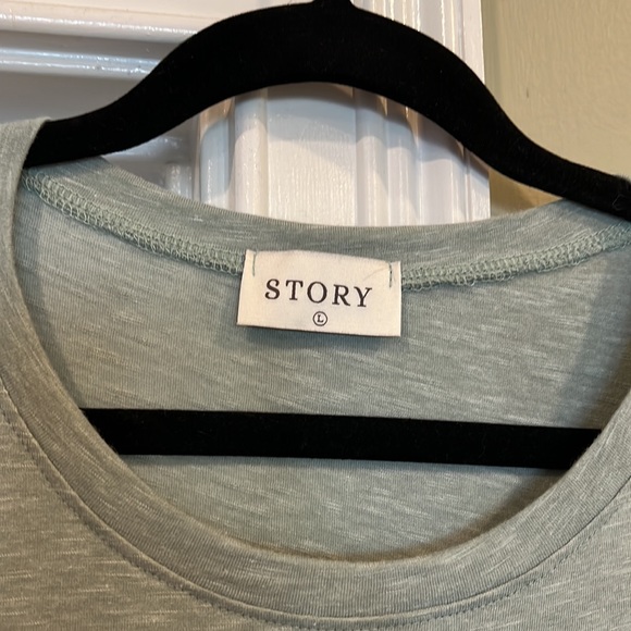 Maxi tshirt dress with pockets! - Picture 3 of 5